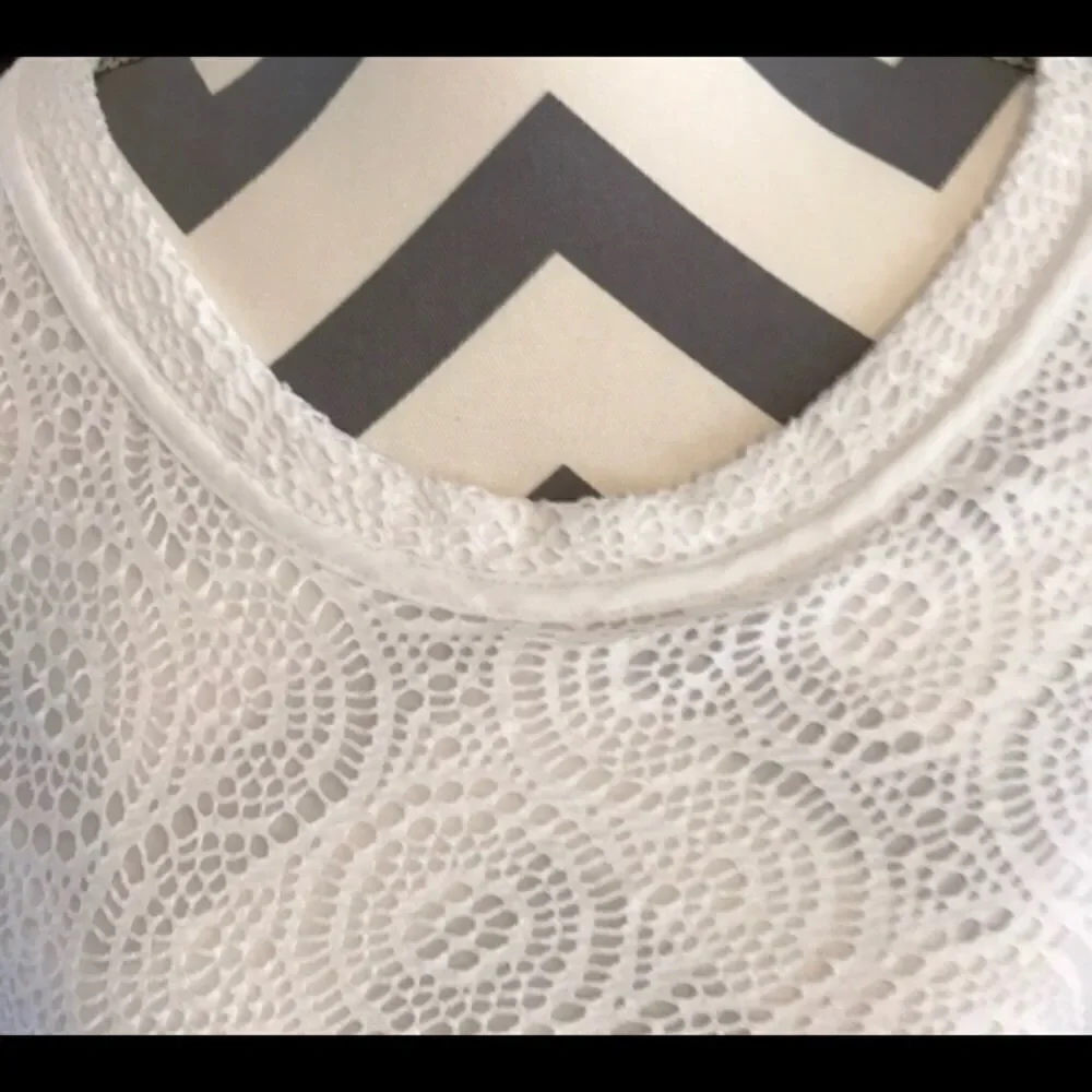 XS Banana Republic Lace Top EUC